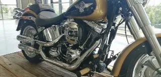 Foto 7 di 16: Harley-Davidson Fat Boy FLSTF | 2017 | Route 66 Auctions