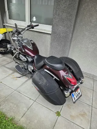 Foto 3 di 8: Yamaha XVS950A Midnight Star | 2011 | Route 66 Auctions