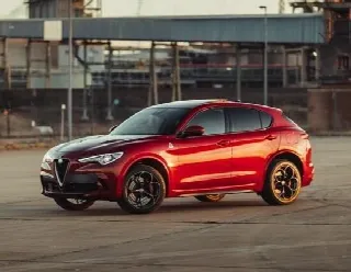 Foto 1 di 8: Alfa Romeo Stelvio Quadrifoglio | Route 66 Auctions