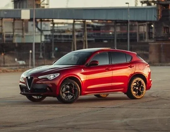 Alfa Romeo Stelvio Quadrifoglio | Route 66 Auctions
