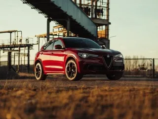 Foto 3 di 8: Alfa Romeo Stelvio Quadrifoglio | Route 66 Auctions