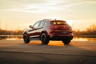 Foto 6 di 8: Alfa Romeo Stelvio Quadrifoglio | Route 66 Auctions