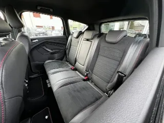 Foto 12 di 23: FORD Kuga