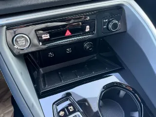 Foto 18 di 35: AUDI Q5