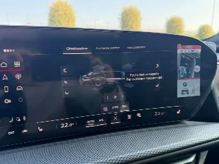 Foto 19 di 35: AUDI Q5