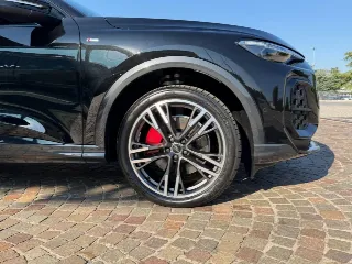 Foto 24 di 35: AUDI Q5
