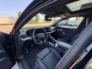 Foto 8 di 35: AUDI Q5