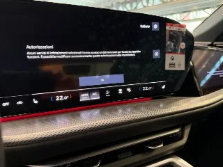 Foto 11 di 15: AUDI Q5