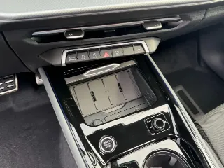 Foto 13 di 26: AUDI Q3