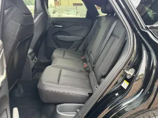 Foto 19 di 26: AUDI Q3