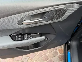 Foto 7 di 26: AUDI Q3