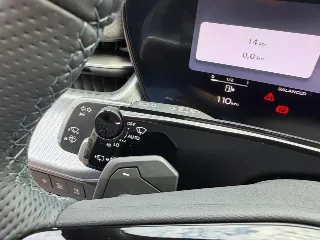 Foto 21 di 29: AUDI Q3