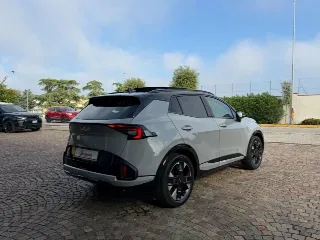 Foto 4 di 28: KIA Sportage