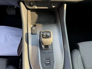 Foto 19 di 24: NISSAN Qashqai