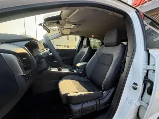 Foto 8 di 24: NISSAN Qashqai