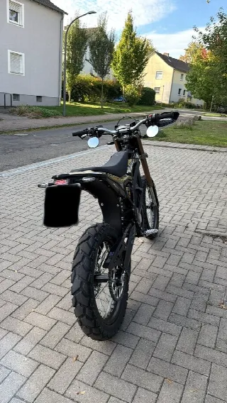 Foto 5 di 7: Surron Ultra Bee | 2026 | Route 66 Auctions