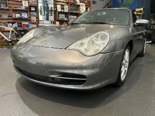 Foto 7 di 10: Porsche 911 Carrera 4 Cabriolet | Route 66 Auctions