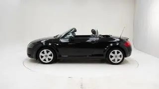 Foto 19 di 40: Audi TT Roadster 1.8 Turbo 20v