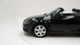 Foto 20 di 40: Audi TT Roadster 1.8 Turbo 20v