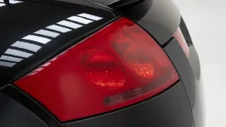 Foto 31 di 40: Audi TT Roadster 1.8 Turbo 20v