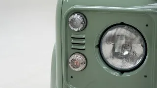 Foto 12 di 40: Land Rover Defender Heritage 90