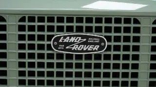 Foto 14 di 40: Land Rover Defender Heritage 90