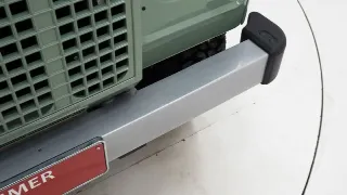 Foto 18 di 40: Land Rover Defender Heritage 90