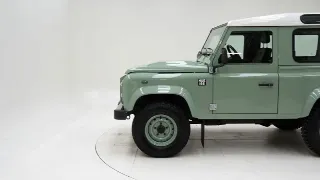 Foto 29 di 40: Land Rover Defender Heritage 90