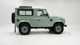 Foto 6 di 40: Land Rover Defender Heritage 90