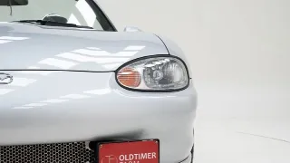 Foto 17 di 40: Mazda MX 5 Sport 1.8 NB + Hardtop