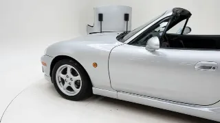 Foto 39 di 40: Mazda MX 5 Sport 1.8 NB + Hardtop