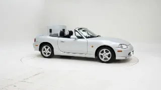 Foto 3 di 40: Mazda MX 5 Sport 1.8 NB + Hardtop