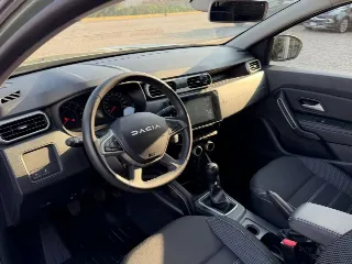 Foto 11 di 30: DACIA Duster
