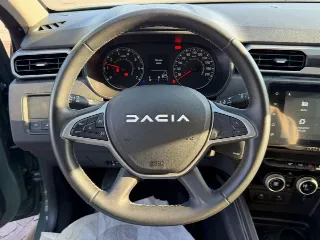 Foto 12 di 30: DACIA Duster