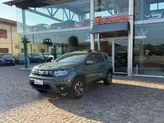 Foto 2 di 30: DACIA Duster