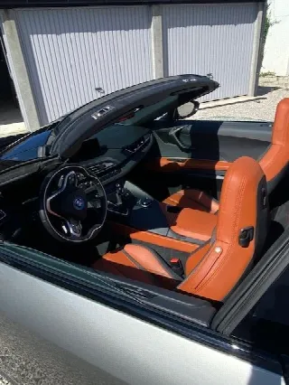 Foto 2 di 8: BMW i8 Roadster | 2020 | Route 66 Auctions