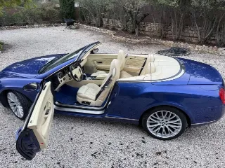 Foto 4 di 8: Bentley Continental GTC | 2008 | Route 66 Auctions