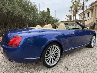 Foto 6 di 8: Bentley Continental GTC | 2008 | Route 66 Auctions