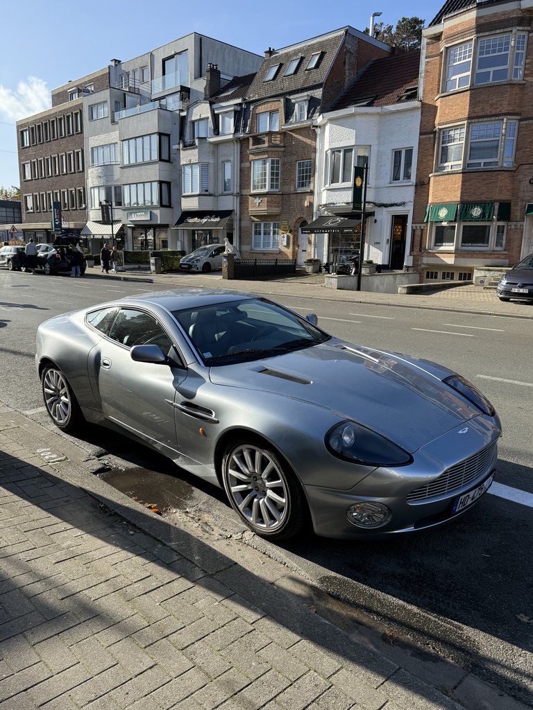 Aston Martin Vanquish | 2004 | Route 66 Auctions