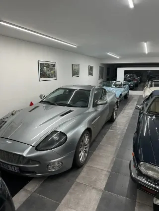 Foto 4 di 8: Aston Martin Vanquish | 2004 | Route 66 Auctions