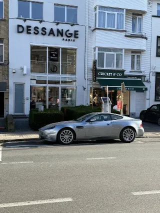 Foto 8 di 8: Aston Martin Vanquish | 2004 | Route 66 Auctions