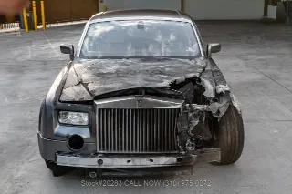 Foto 2 di 24: 2004 Rolls Royce Phantom