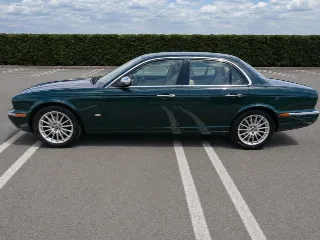 Foto 6 di 8: Jaguar XJ 2.7D | 2005 | Route 66 Auctions
