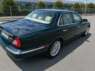 Foto 7 di 8: Jaguar XJ 2.7D | 2005 | Route 66 Auctions