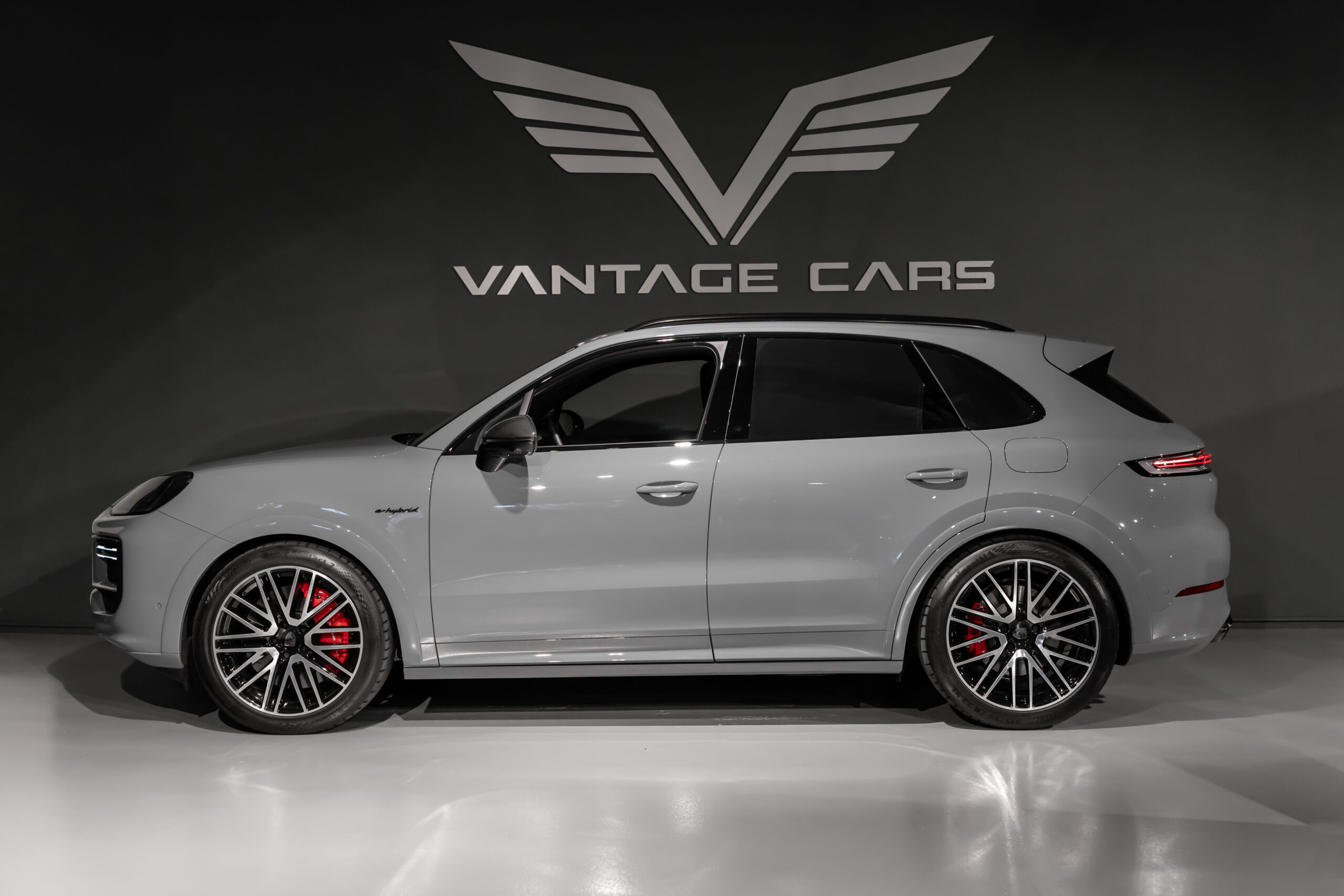 PORSCHE Cayenne 4.0 V8 Turbo E-Hybrid