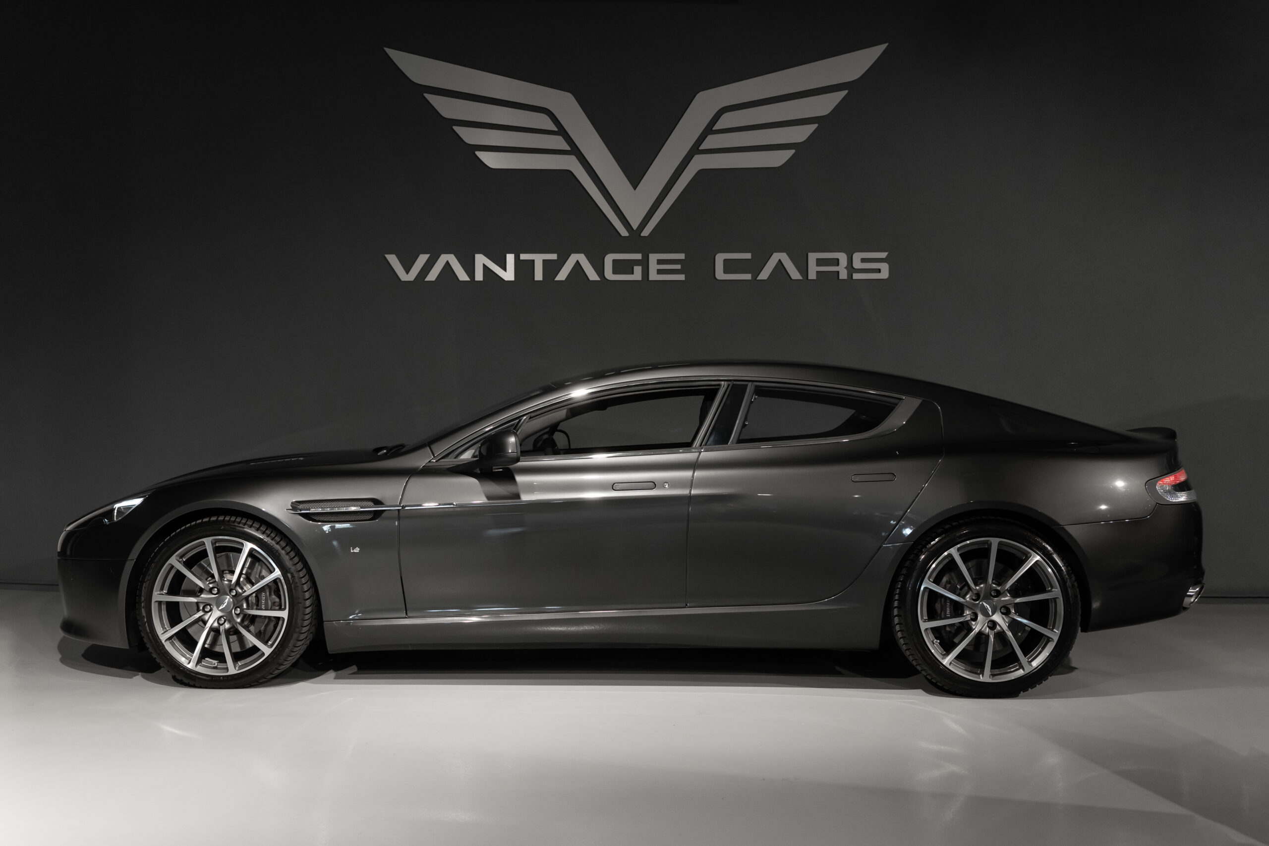 ASTON MARTIN Rapide 6.0 S V12