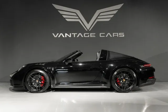 PORSCHE 911 TARGA 3.0 CARRERA 4S PDK ARES Design