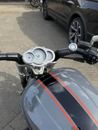 Foto 7 di 7: Harley-Davidson VRSCF V-Rod Muscle | 2017 | Route 66 Auctions