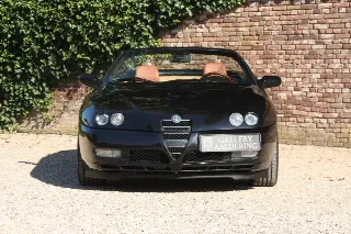 Foto 19 di 115: Alfa Romeo Spider 3.2 V6 24V Lusso “Low mileage – 2 Owners”