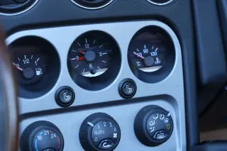 Foto 23 di 115: Alfa Romeo Spider 3.2 V6 24V Lusso “Low mileage – 2 Owners”
